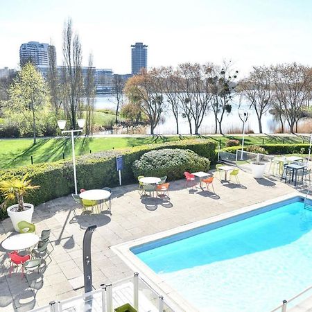 Novotel Paris Creteil Le Lac Екстериор снимка