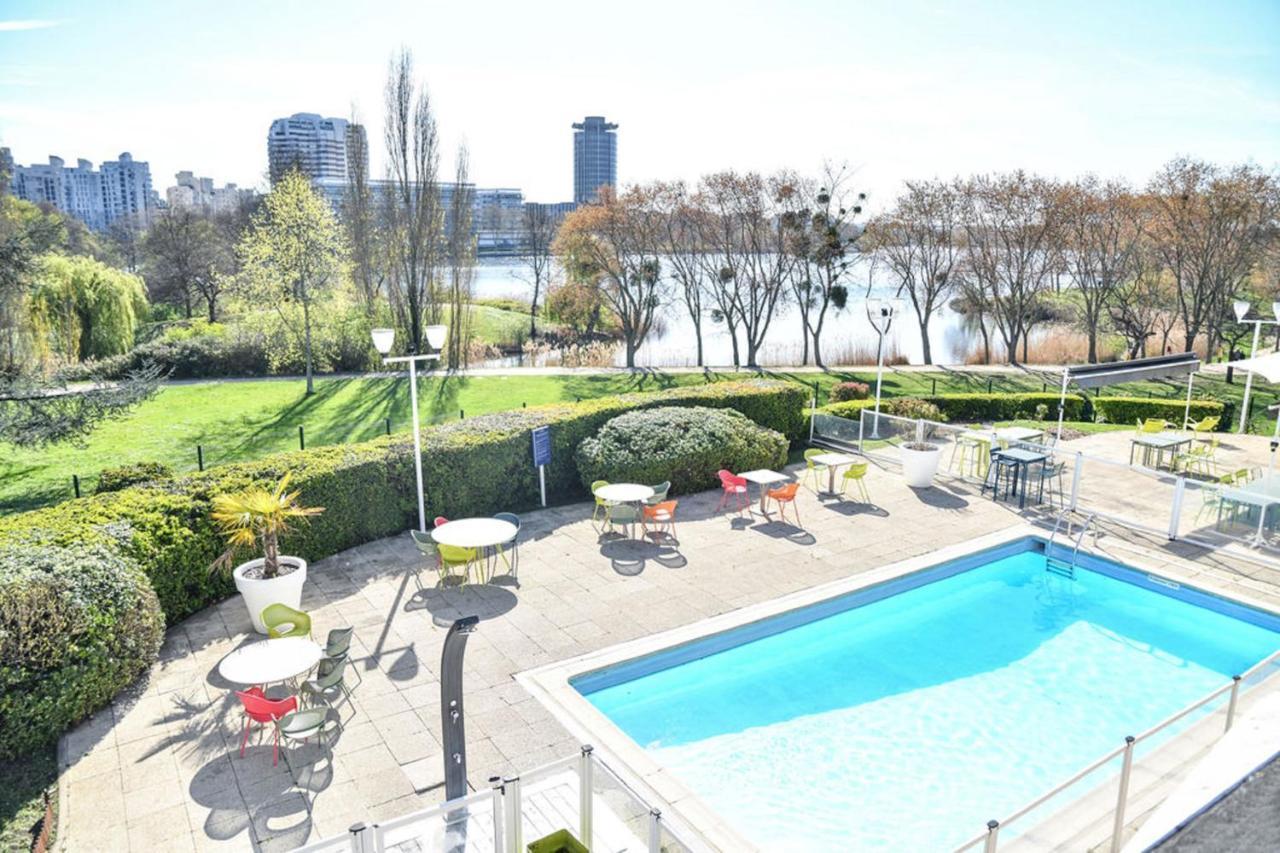 Novotel Paris Creteil Le Lac Екстериор снимка